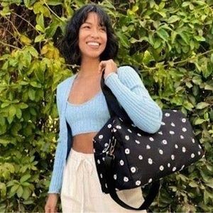 NWT Alice + Olivia Daisy Floral Duffel Bag